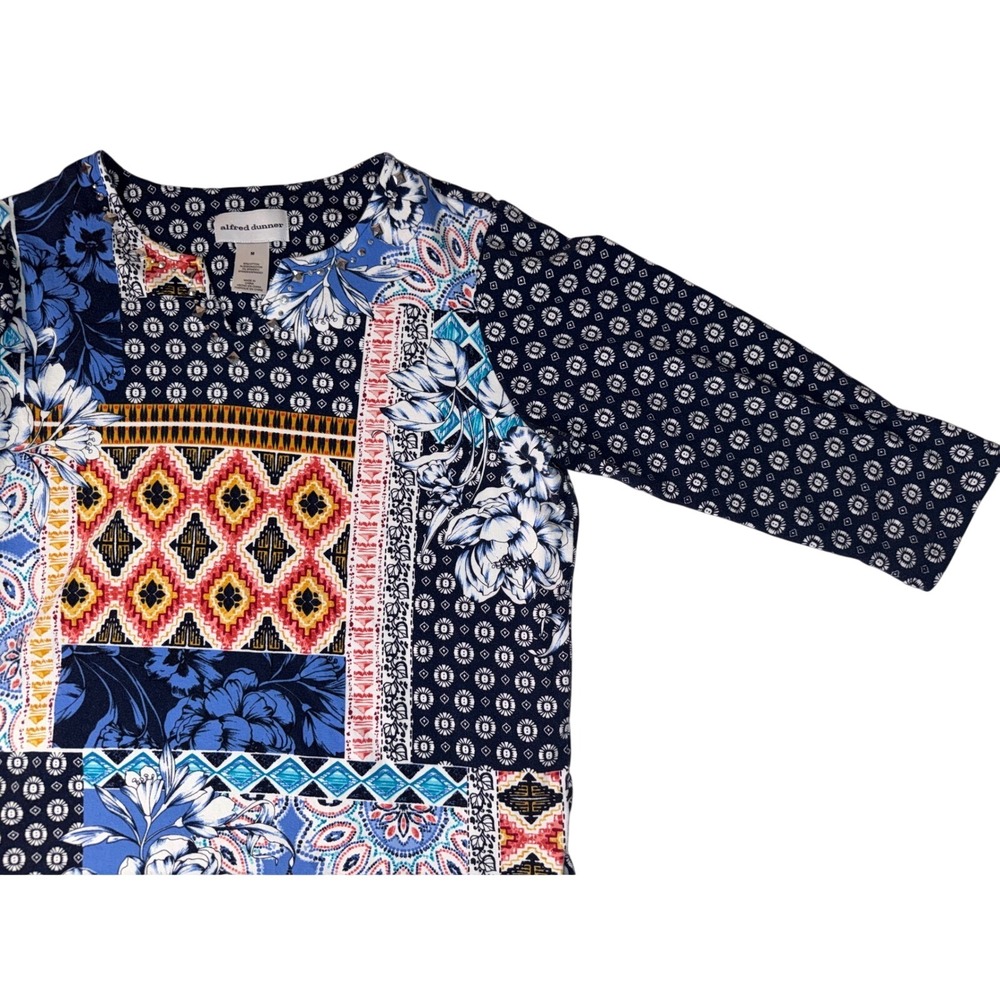 Alfred Dunner Womens Blue Patchwork Floral Studded Split Neck Top Size M - Picture 3 of 7